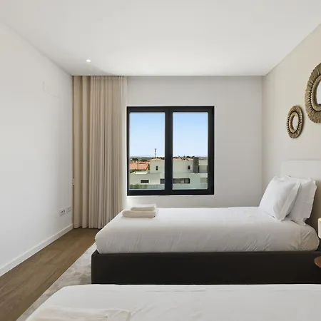 Ondas Do Oeste - 3 Bedroom * Silveira (Lisbon)